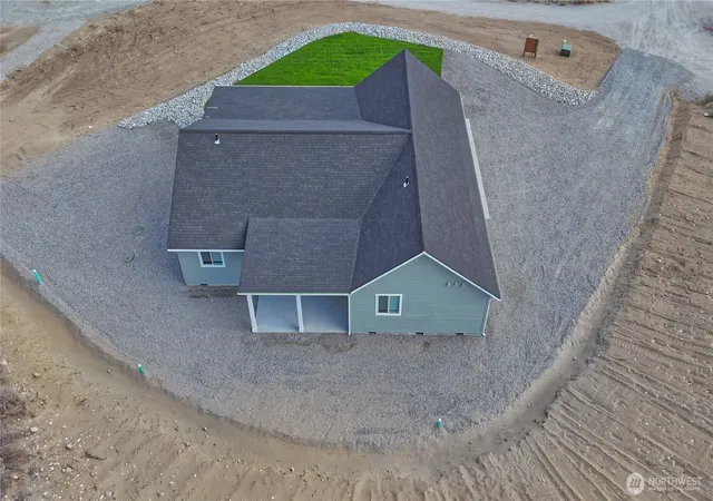 Photo 3 of Single family home for sale at 20 Pats Ln, Omak, WA 98841 | MLS# NWM2577674 | Listing updated on 2026-10-01