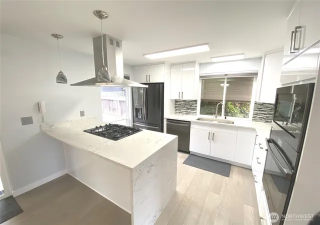 Photo 4 of Single family home for sale at 10819 SE 230th Street, Kent, WA 98031 | MLS# NWM2577846 | Listing updated on 2026-09-22