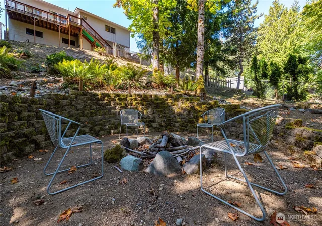 Photo 3 of Single family home for sale at 15704 121st Avenue Se, Renton, WA 98058 | MLS# NWM2577850 | Listing updated on 2026-09-29