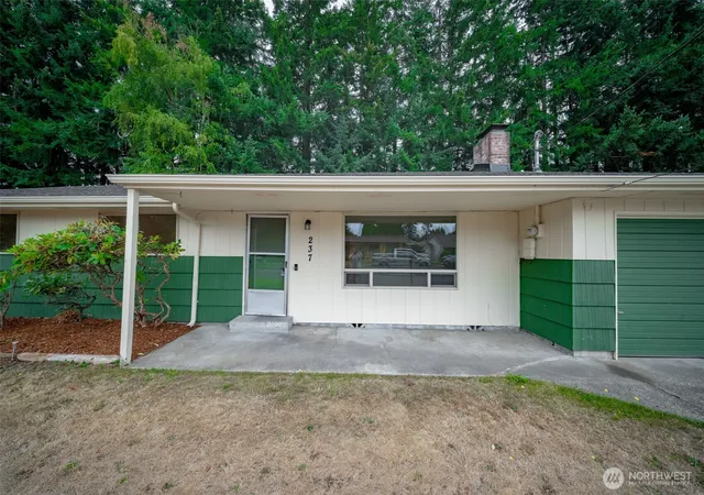 Photo 2 of Single family home for sale at 237 Y St Se, Tumwater, WA 98501 | MLS# NWM2577898 | Listing updated on 2026-09-25