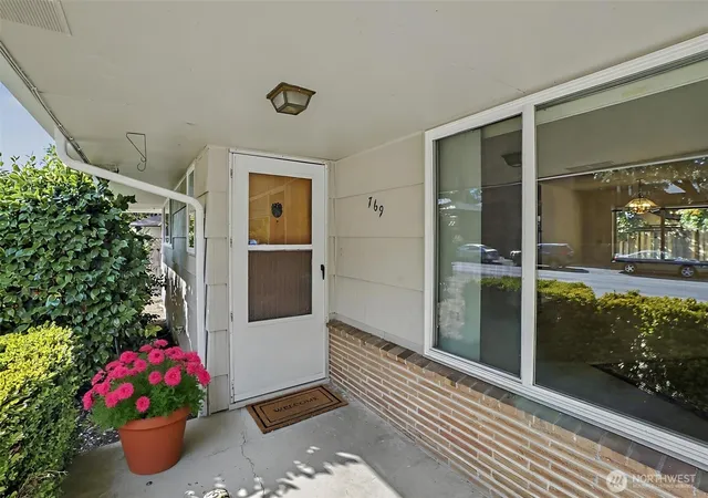 Photo 2 of Single family home for sale at 769 121st Street S, Tacoma, WA 98444 | MLS# NWM2577900 | Listing updated on 2026-09-24