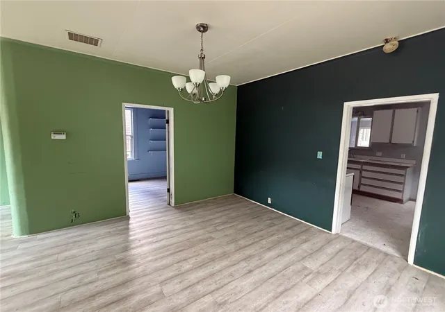 Photo 4 of Sale Pending at 152 Karr Ave, Hoquiam, WA 98550 | MLS# NWM2577929 | Listing updated on 2026-09-30