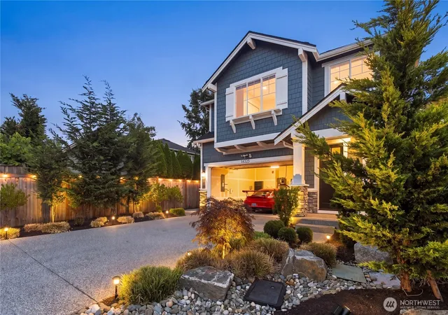 Photo 3 of Single family home for sale at 14325 5th Avenue W, Lynnwood, WA 98087 | MLS# NWM2577933 | Listing updated on 2026-10-01