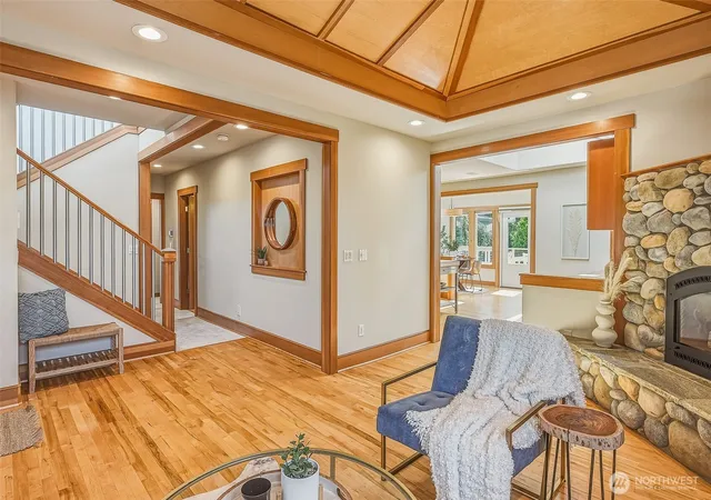 Photo 4 of Sale Pending at 4115 SW Kenyon St, Seattle, WA 98136 | MLS# NWM2578004 | Listing updated on 2026-09-25
