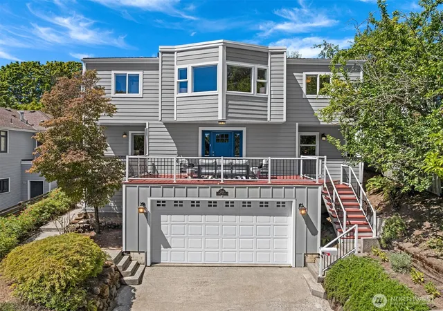 Photo 1 of Single family home for sale at 209 32nd Avenue, Seattle, WA 98122 | MLS# NWM2578042 | Listing updated on 2026-10-02