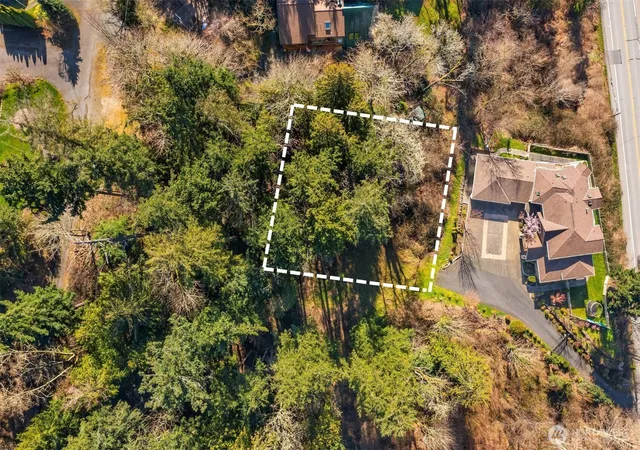 Photo 3 of Land for sale at 11 E Xx Lake Sammamish Pkwy NE, Sammamish, WA 98074 | MLS# NWM2578372 | Listing updated on 2026-09-25