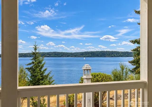 Photo 2 of Sale Pending at 7021 Cliff Ave Sw, Longbranch, WA 98351 | MLS# NWM2578377 | Listing updated on 2026-09-24