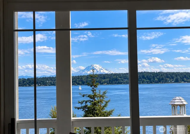 Photo 3 of Sale Pending at 7021 Cliff Ave Sw, Longbranch, WA 98351 | MLS# NWM2578377 | Listing updated on 2026-09-24