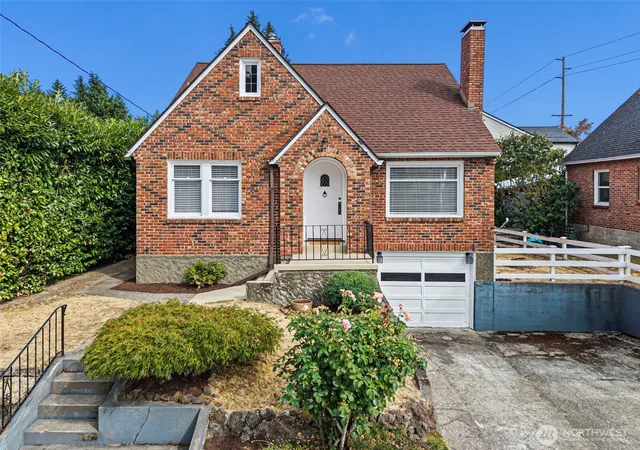 Photo 1 of Sale Pending at 1008 High Ave, Bremerton, WA 98337 | MLS# NWM2578397 | Listing updated on 2026-09-25