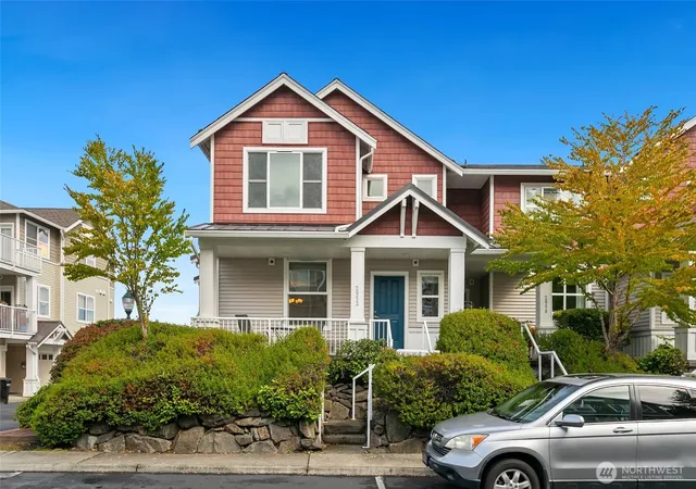 Townhouse for sale at 2952 SW Raymond St, Seattle, WA 98126 | MLS# NWM2578400