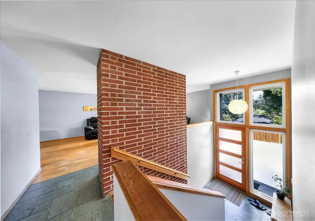 Photo 3 of Single family home for sale at 17553 7th Avenue NE, Shoreline, WA 98155 | MLS# NWM2578516 | Listing updated on 2026-09-25