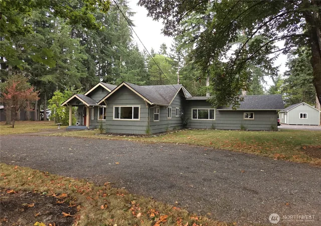 Photo 4 of Sale Pending at 18435 Elderberry St SW, Rochester, WA 98579 | MLS# NWM2578533 | Listing updated on 2026-09-25