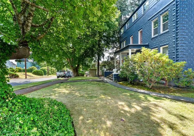 Photo 3 of Multi family home for sale at 721 N K St, Aberdeen, WA 98520 | MLS# NWM2578576 | Listing updated on 2026-09-25