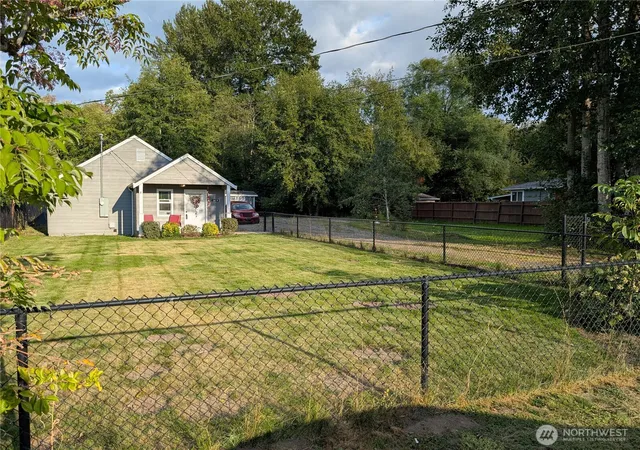 Photo 1 of Sale Pending at 1419 14th Street Sw, Puyallup, WA 98371 | MLS# NWM2578613 | Listing updated on 2026-09-21