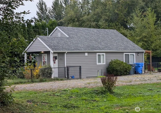 Photo 2 of Sale Pending at 1419 14th Street Sw, Puyallup, WA 98371 | MLS# NWM2578613 | Listing updated on 2026-09-21