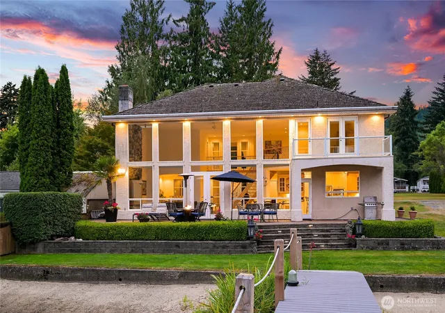 Photo 3 of Single family home for sale at 874 Autumn Ln, Bellingham, WA 98229 | MLS# NWM2578648 | Listing updated on 2026-09-25