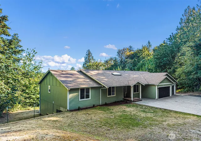 Photo 1 of Single family home for sale at 4959 Long Lake Rd Se, Port Orchard, WA 98367 | MLS# NWM2578664 | Listing updated on 2026-10-01