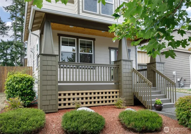 Photo 3 of Single family home for sale at 1851 Sw Downfield Way, Oak Harbor, WA 98277 | MLS# NWM2578735 | Listing updated on 2026-09-25