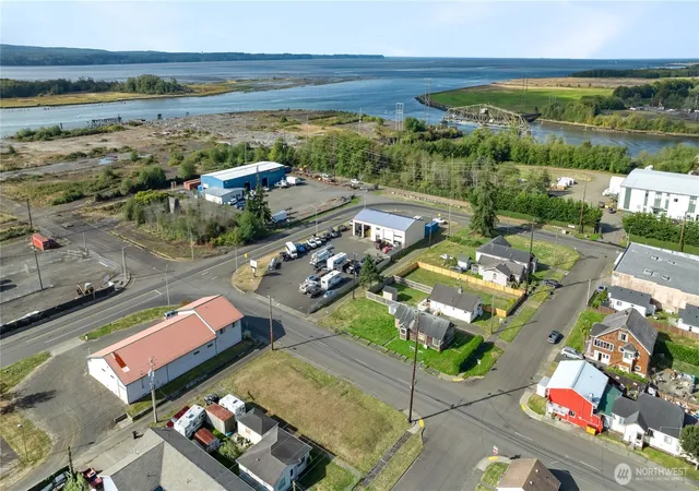Photo 3 of Sale Pending at 601 & 607 23rd St, Hoquiam, WA 98550 | MLS# NWM2578752 | Listing updated on 2026-09-25