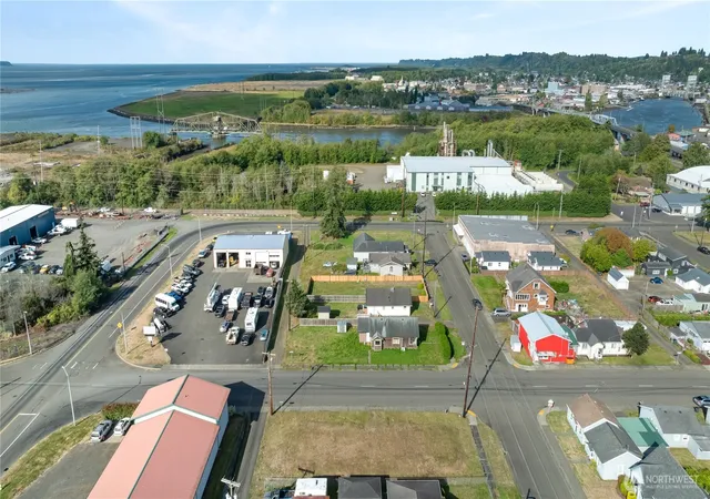 Photo 3 of Sale Pending at 601 & 607 23rd St, Hoquiam, WA 98550 | MLS# NWM2578752 | Listing updated on 2026-09-25
