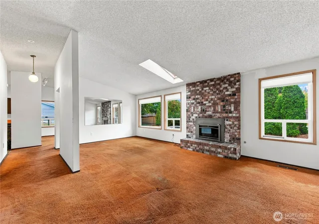 Photo 4 of Sale Pending at 10128 100th St Ct Cw, Lakewood, WA 98498 | MLS# NWM2578756 | Listing updated on 2026-09-25