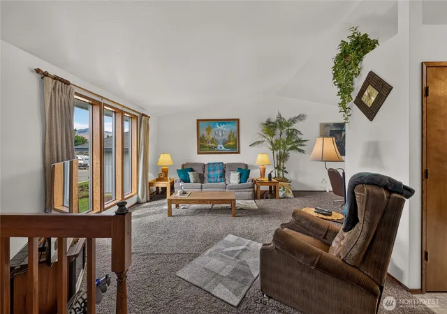 Photo 3 of Single family home for sale at 717 12th Street NE, East Wenatchee, WA 98802 | MLS# NWM2578758 | Listing updated on 2026-09-24