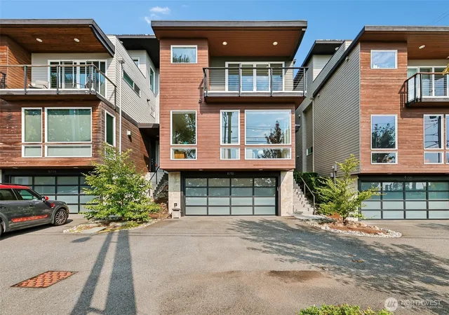 Photo 1 of Townhouse for sale at 8710 112th Avenue NE, Kirkland, WA 98033 | MLS# NWM2578761 | Listing updated on 2026-09-28