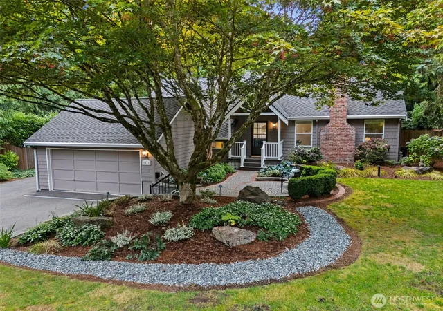 Photo 2 of Sale Pending at 1941 224th Place Ne, Sammamish, WA 98074 | MLS# NWM2578763 | Listing updated on 2026-09-26