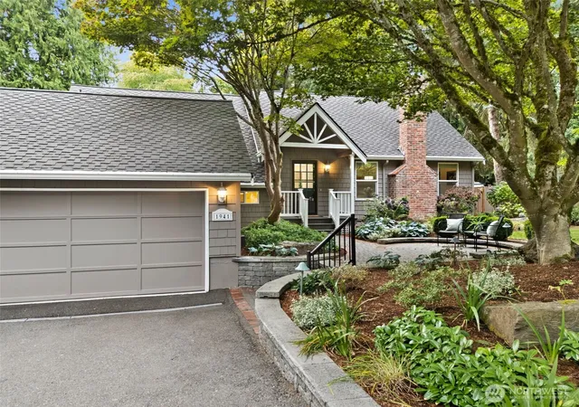 Photo 3 of Sale Pending at 1941 224th Place NE, Sammamish, WA 98074 | MLS# NWM2578763 | Listing updated on 2026-09-26