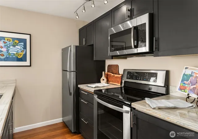 Photo 3 of Sale Pending at 10329 Meridian Ave N #202, Seattle, WA 98133 | MLS# NWM2578772 | Listing updated on 2026-09-25