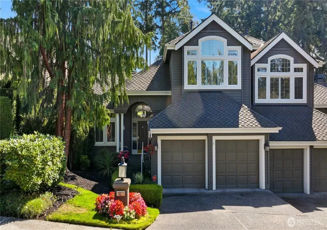 Photo 1 of Single family home for sale at 11627 E Oakmont Dr, Mukilteo, WA 98275 | MLS# NWM2578793 | Listing updated on 2026-09-28