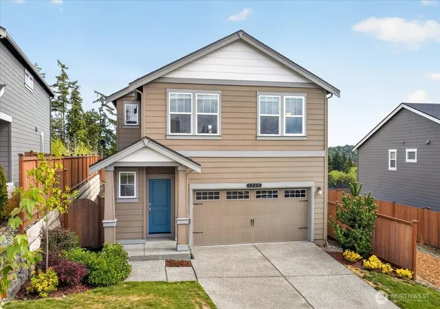 Photo 3 of Single family home for sale at 1033 Sw Pendleton Way, Port Orchard, WA 98367 | MLS# NWM2578794 | Listing updated on 2026-09-25