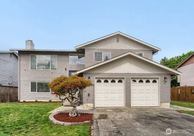 Photo 2 of Single family home for sale at 4638 S 289th Place, Auburn, WA 98001 | MLS# NWM2578862 | Listing updated on 2026-10-01