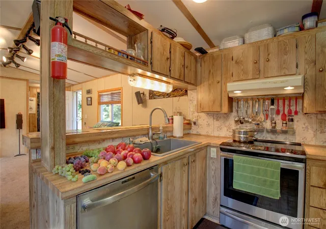 Photo 3 of Manufactured home for sale at 18025 Cedar Ponds Rd, Monroe, WA 98272 | MLS# NWM2578865 | Listing updated on 2026-10-13