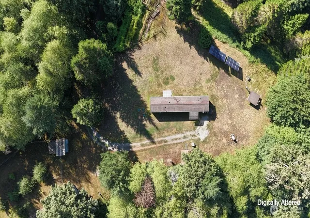 Photo 3 of Manufactured home for sale at 18025 Cedar Ponds Rd, Monroe, WA 98272 | MLS# NWM2578865 | Listing updated on 2026-09-25