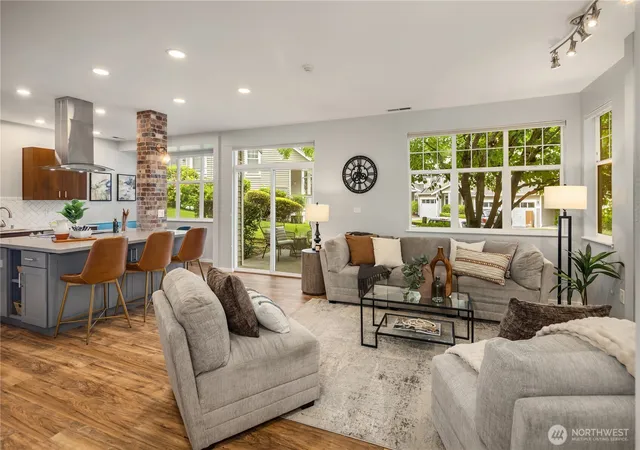 Photo 4 of Townhouse for sale at 17824 NE 96th Way #3, Redmond, WA 98052 | MLS# NWM2578868 | Listing updated on 2026-10-03