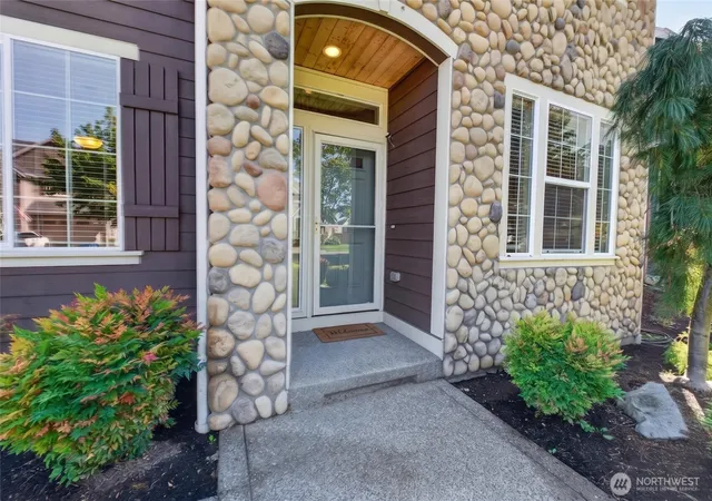 Photo 2 of Single family home for sale at 22913 E 81st Avenue Ct, Graham, WA 98338 | MLS# NWM2578896 | Listing updated on 2026-09-25