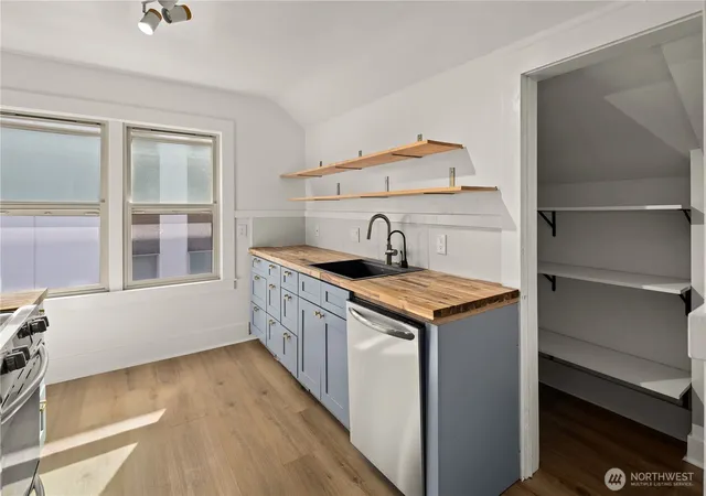 Photo 3 of Multi family home for sale at 6620 Carleton Ave S, Seattle, WA 98108 | MLS# NWM2578910 | Listing updated on 2026-09-25