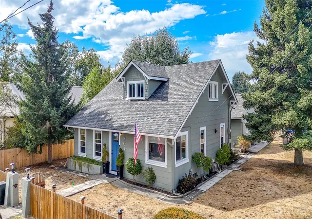 Photo 1 of Sale Pending at 204 Se 2nd Street, Rainier, WA 98576 | MLS# NWM2578965 | Listing updated on 2026-09-24