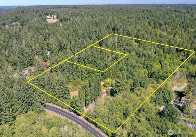 Photo 3 of Single family home for sale at 6015 Whitmore Dr Nw, Gig Harbor, WA 98335 | MLS# NWM2578986 | Listing updated on 2026-09-25