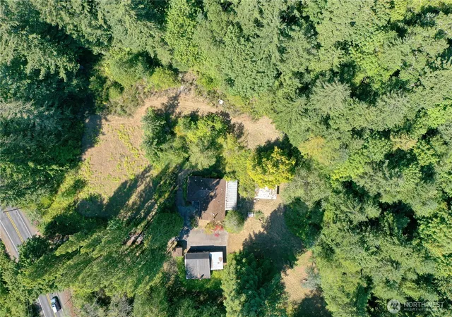 Photo 4 of Single family home for sale at 6015 Whitmore Dr NW, Gig Harbor, WA 98335 | MLS# NWM2578986 | Listing updated on 2026-09-25