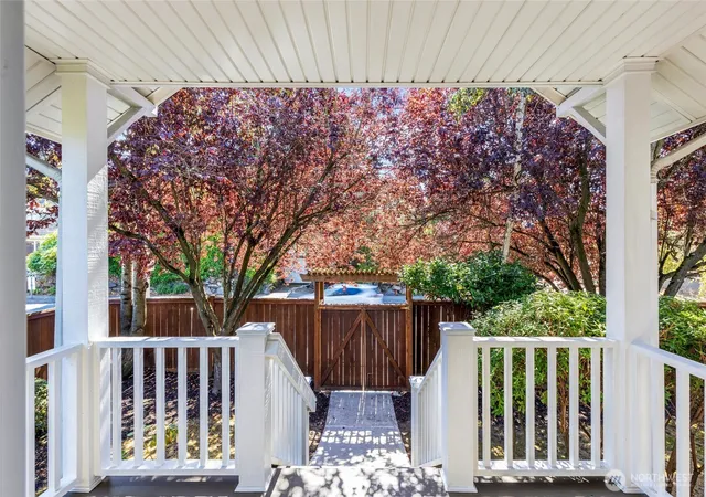 Photo 3 of Single family home for sale at 256 NE 50th Street, Seattle, WA 98105 | MLS# NWM2578994 | Listing updated on 2026-09-24