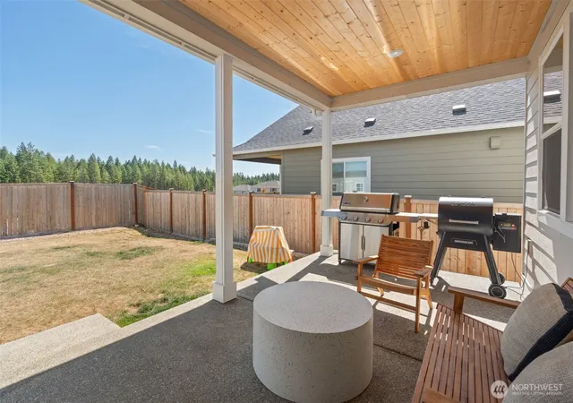 Photo 2 of Single family home for sale at 5721 Thornhill Ave Sw, Port Orchard, WA 98367 | MLS# NWM2579029 | Listing updated on 2026-10-01