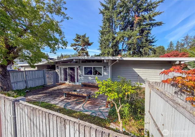 Photo 1 of Single family home for sale at 16042 Se 10th Street, Bellevue, WA 98008 | MLS# NWM2579048 | Listing updated on 2026-10-02