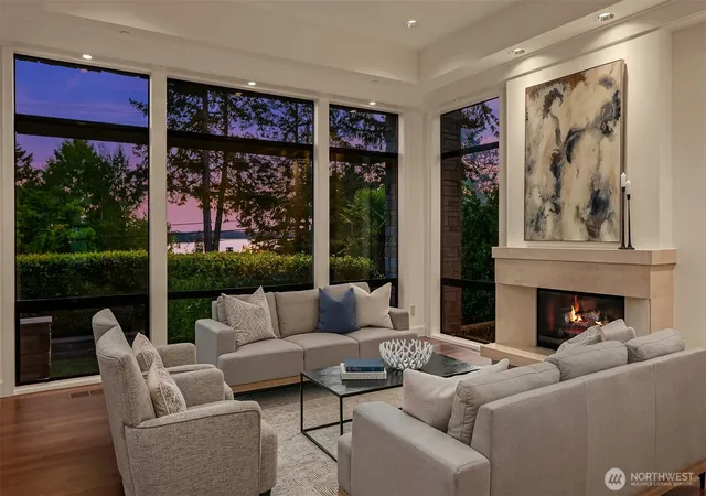 Photo 3 of Mansion for sale at 9632 Lake Washington Blvd Ne, Bellevue, WA 98004 | MLS# NWM2579085 | Listing updated on 2026-09-30
