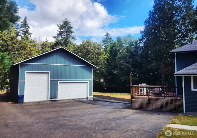 Photo 2 of Single family home for sale at 3752 S 349th Place, Auburn, WA 98001 | MLS# NWM2579097 | Listing updated on 2026-09-25