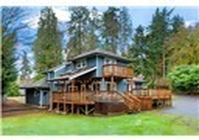 Photo 3 of Single family home for sale at 3752 S 349th Place, Auburn, WA 98001 | MLS# NWM2579097 | Listing updated on 2026-09-25