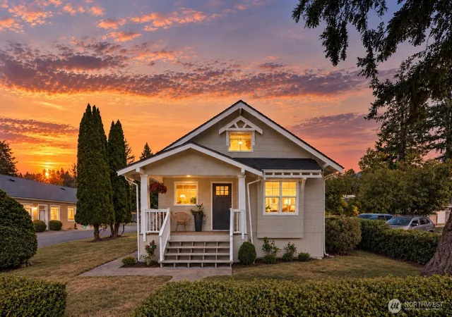 Photo 1 of Single family home for sale at 448 Front St N, Issaquah, WA 98027 | MLS# NWM2579140 | Listing updated on 2026-10-02