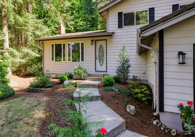 Photo 2 of Single family home for sale at 16516 Se 254th Place, Covington, WA 98042 | MLS# NWM2579219 | Listing updated on 2026-09-24