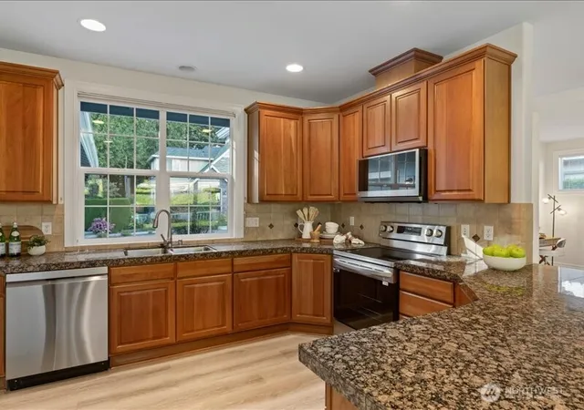 Photo 3 of Sale Pending at 24515 NE Vine Maple Way, Redmond, WA 98053 | MLS# NWM2579263 | Listing updated on 2026-09-25